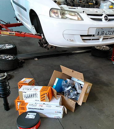 Oficina Mecânica e Auto Elétrica em Maringá Oficina Mecânica e Auto Elétrica em Maringá